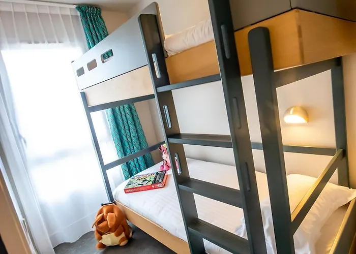 Western Eden Hotel 3*