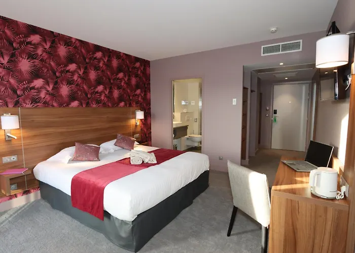 Western Eden Hotel 3*