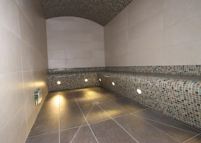 Western Eden 3* Honfleur