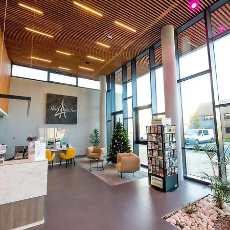 Western Eden 3* Ονφλέρ