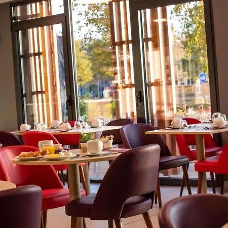 فندق Western Eden