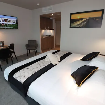 Hotel Western Eden 3*