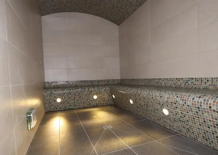 Western Eden הונפלר