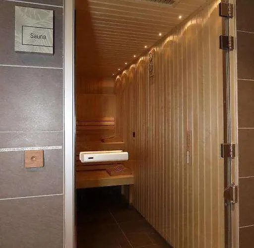 Western Eden הונפלר