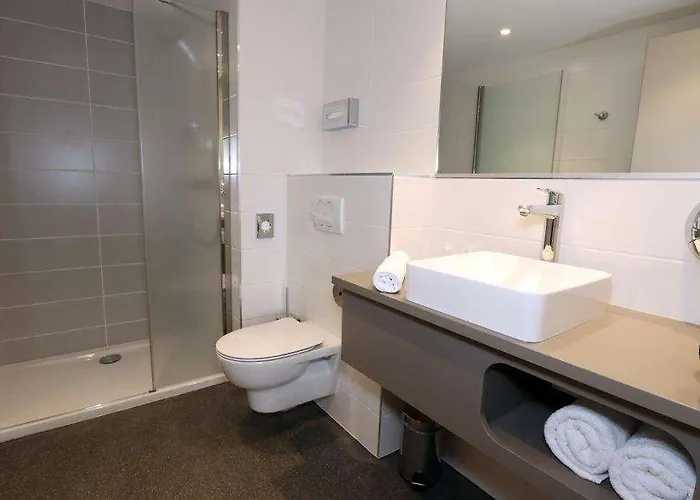 מלון Western Eden